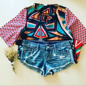 Hello humanas get a chic Bdg urban outfitters🔵